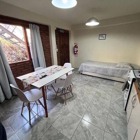 Departamentos Centro El Calafateアパートメント エクステリア 写真