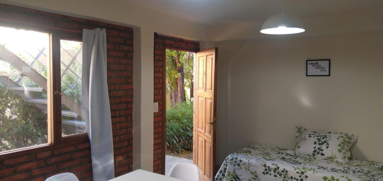 Departamentos Centro El Calafateアパートメント エクステリア 写真