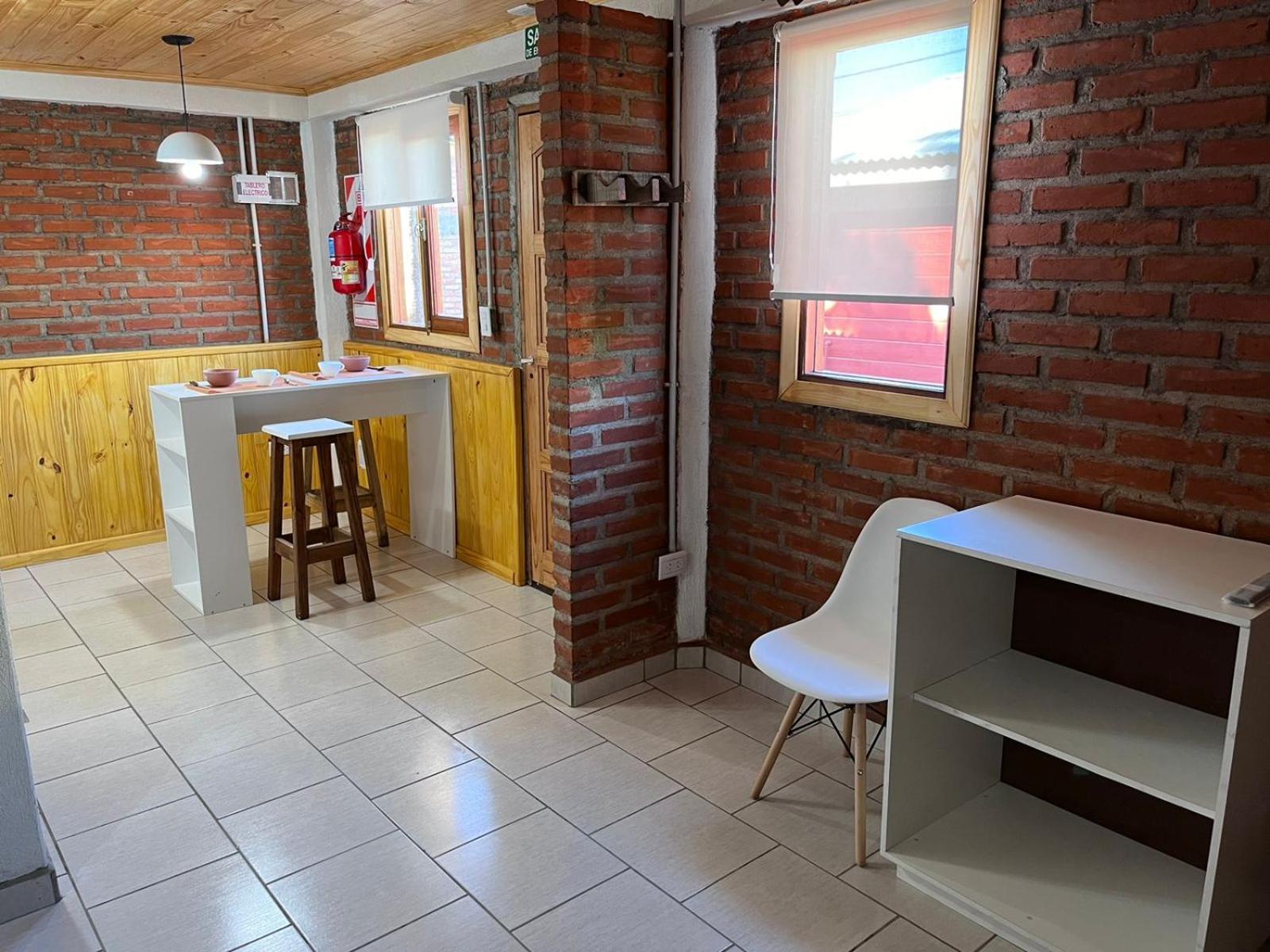 Departamentos Centro El Calafateアパートメント エクステリア 写真
