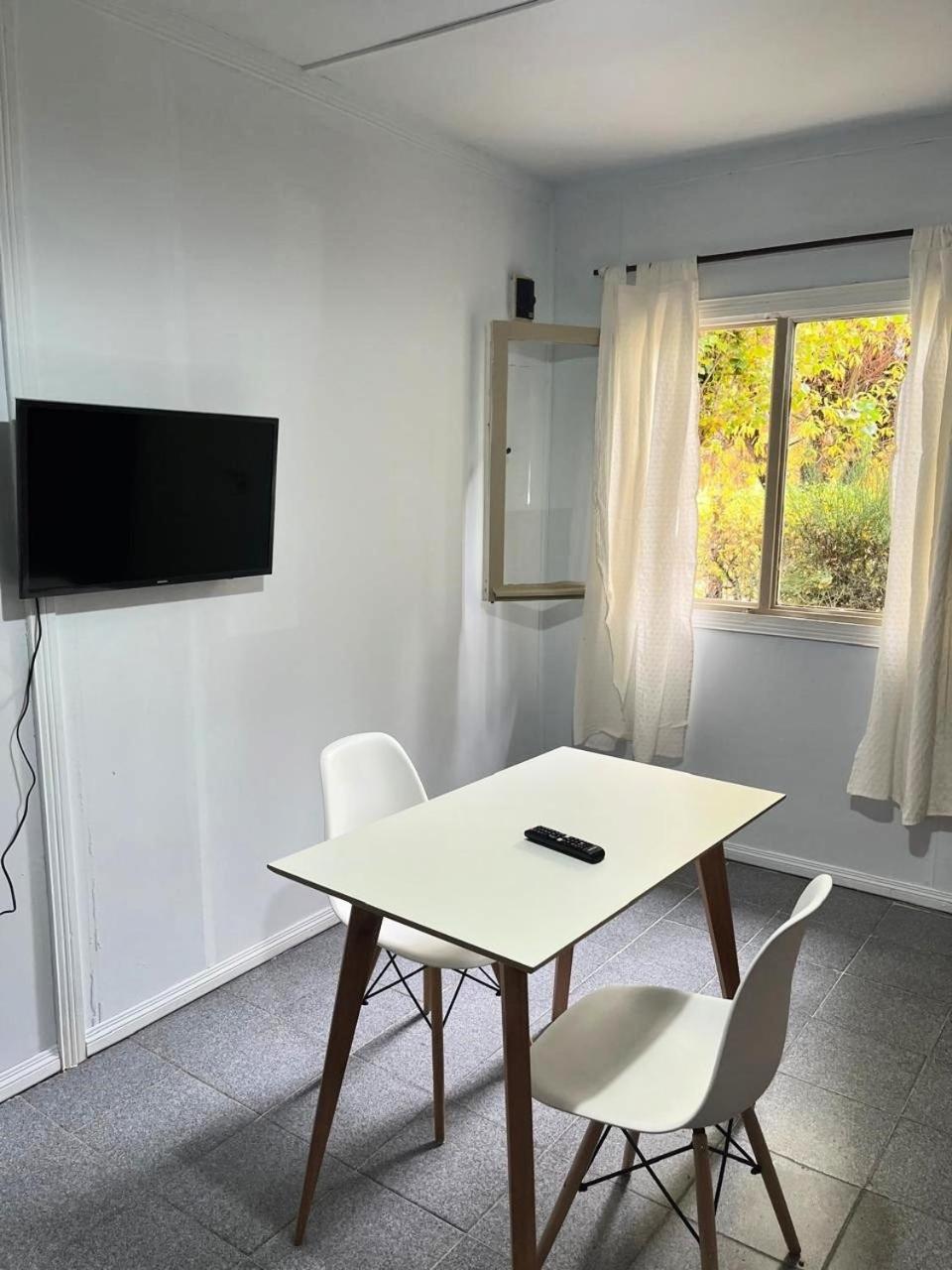 Departamentos Centro El Calafateアパートメント エクステリア 写真